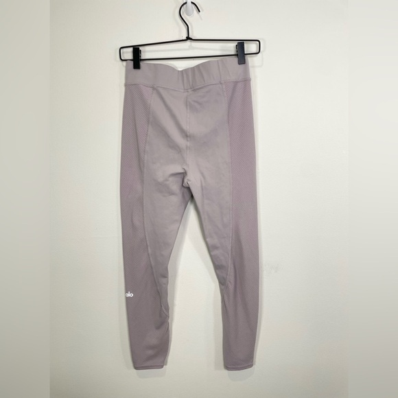 Alo Yoga No Limit 7/8 High Waist Ribbed Trim Leggings Lavender‎ Dusk Size M - Picture 8 of 9